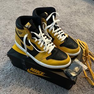 Jordan 1 Retro High ‘Pollen’ size 11